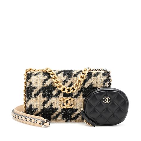 chanel 19 woc beige|Chanel wallet on chain price.